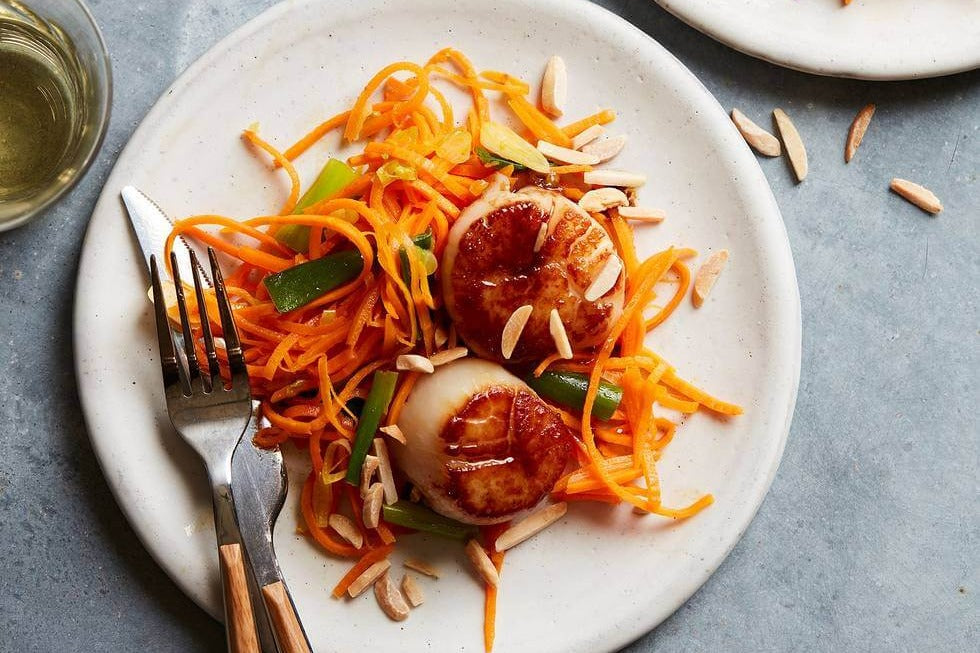 Scallops With Carrot Zoodles & Butter Sauce