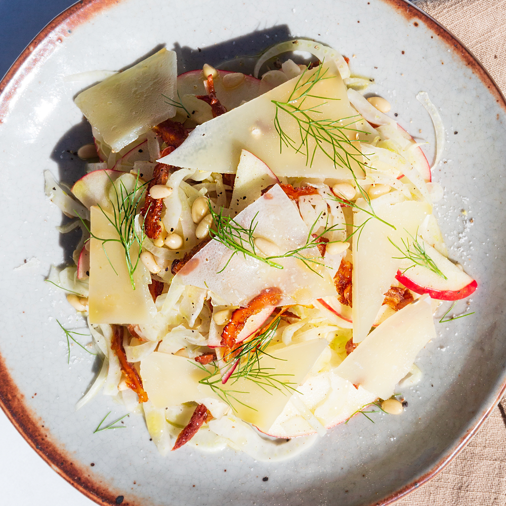 Crunchy Fall Salad with Apple, Fennel & Cheese
